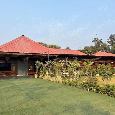 The Green Wood Palace I Farm House I Wedding I Party I 87Oo2O5865 Villa Gurgaon Exteriör bild