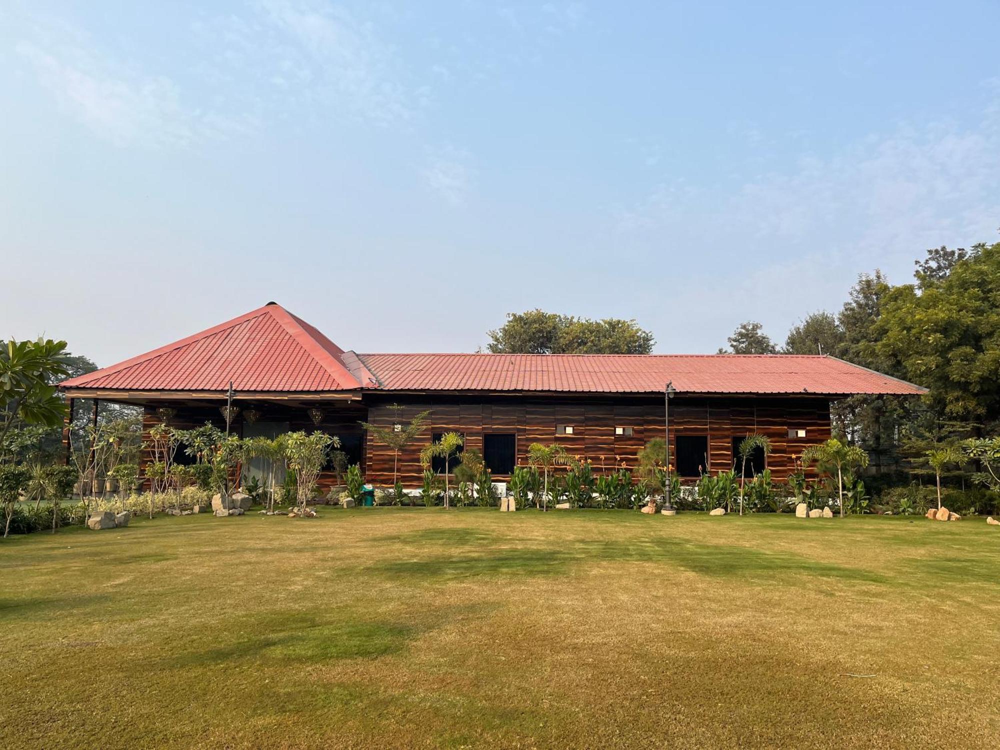 The Green Wood Palace I Farm House I Wedding I Party I 87Oo2O5865 Villa Gurgaon Exteriör bild